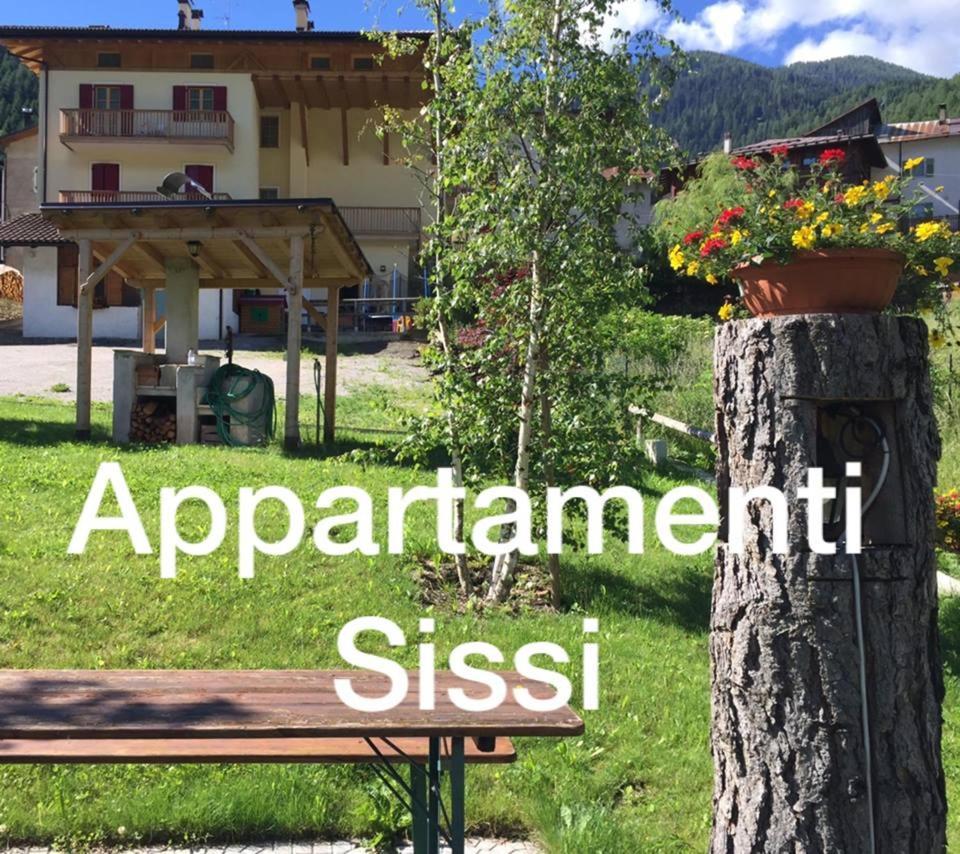 Appartamenti Sissi Коммеццадура Экстерьер фото